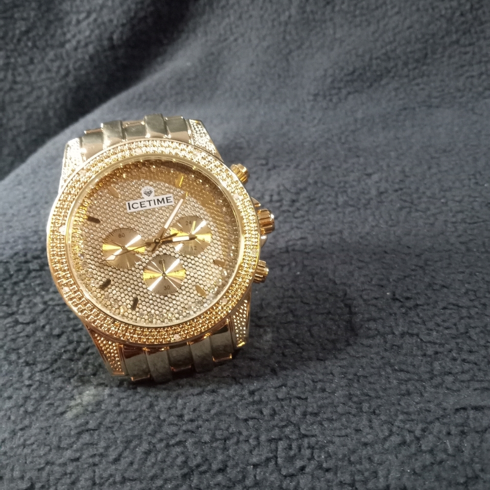 Diamond watch real  genuine diamonds